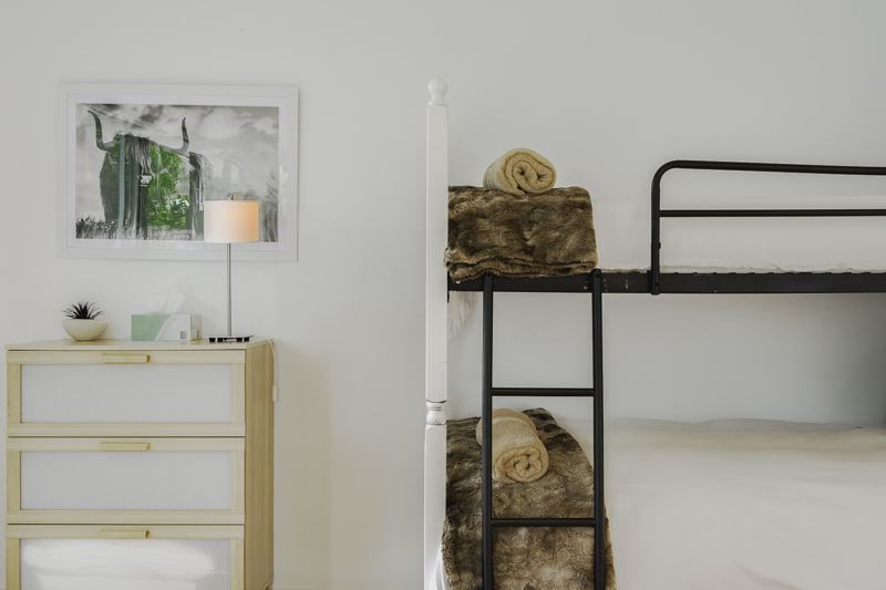 The annexe with bunks